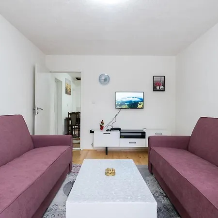 Ismet Sarajevo