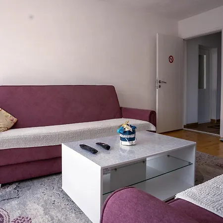 Ismet Apartment
