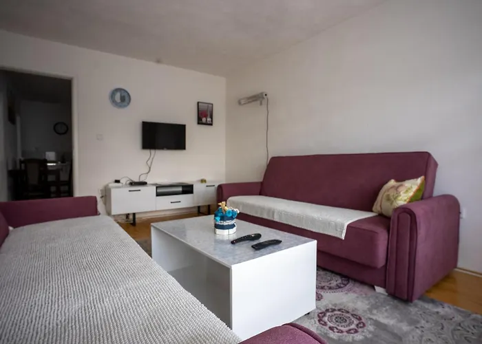 Ilidza Garden Escape *